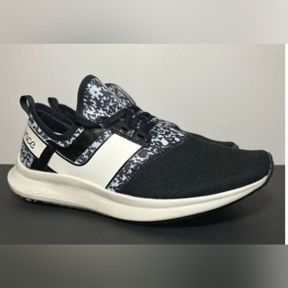 NEW BALANCE Women's Nergize Sport Shoes w/memory foam Sz 7.5